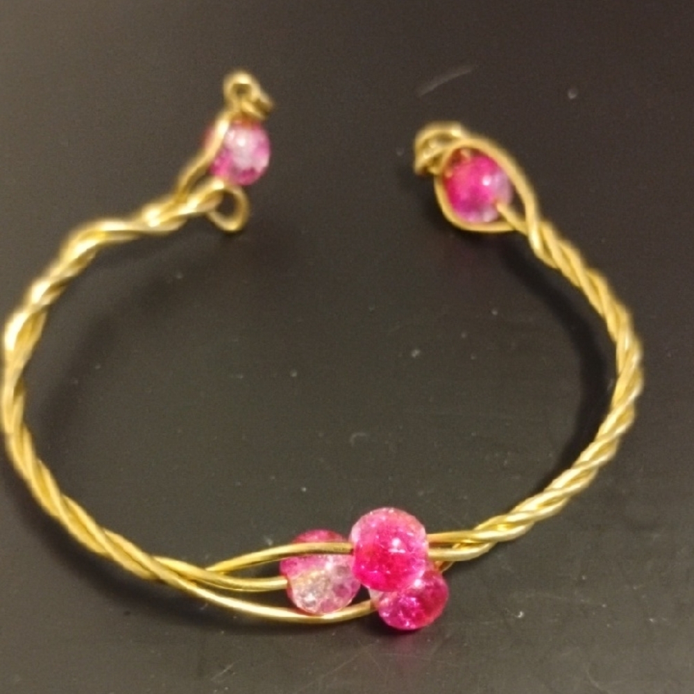 Handmade Bras Wire Pink Beaded Bracelet/Arm Band